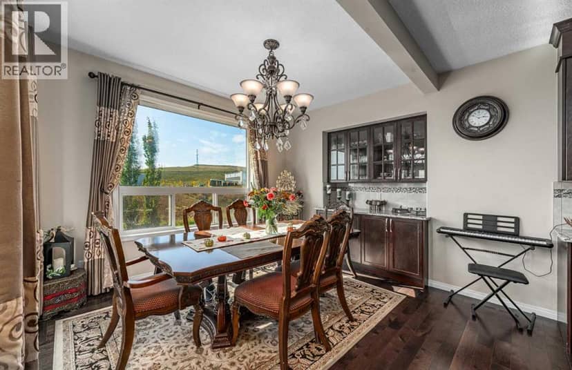 66 Nolancliff Crescent NW — photo 13 of 40