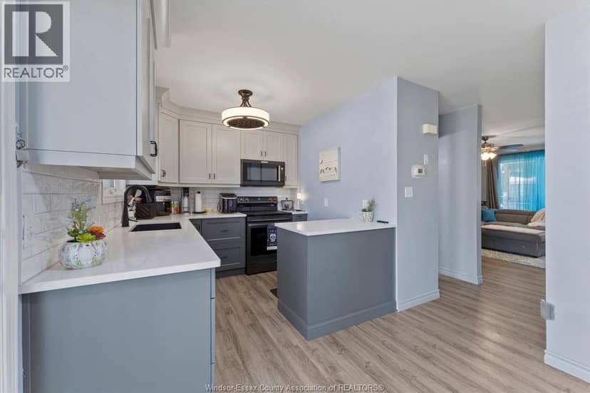 464 Oak — photo 17 of 40