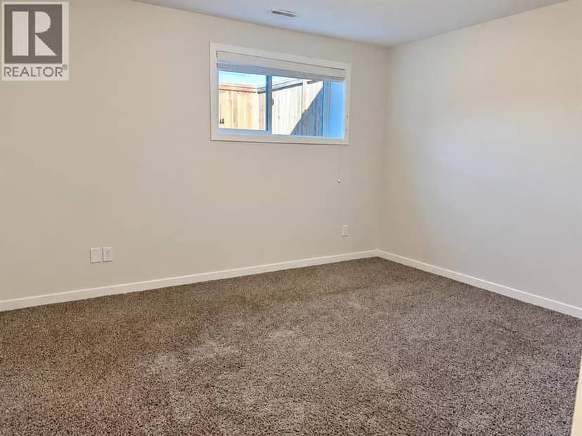 303 Coalbanks Boulevard W — photo 18 of 27
