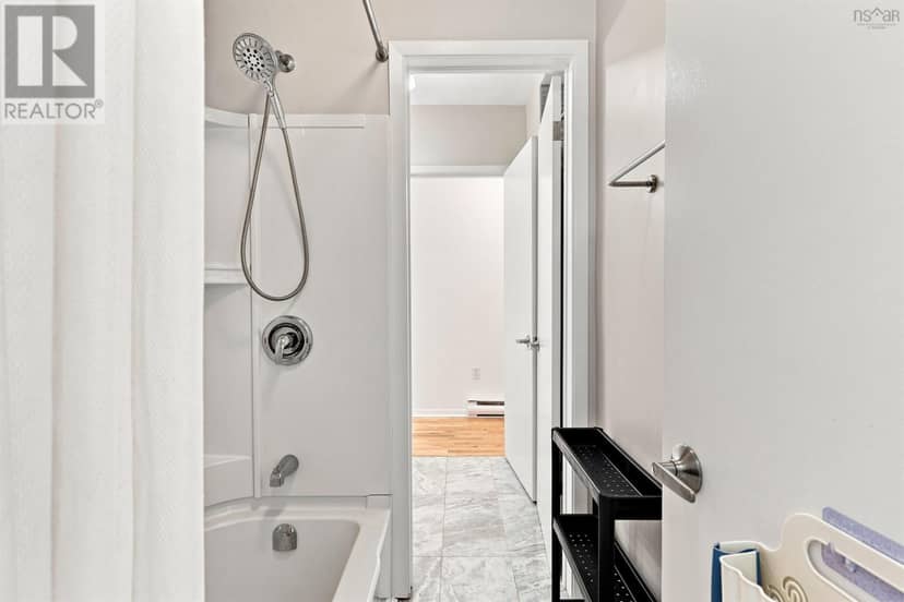 96 Bayview Road — photo 29 of 40