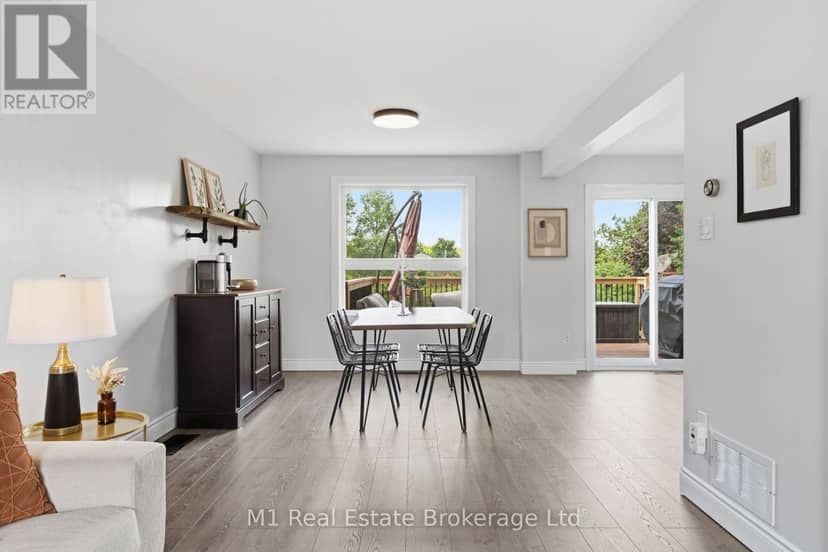 308 Daniel Crescent — photo 13 of 40