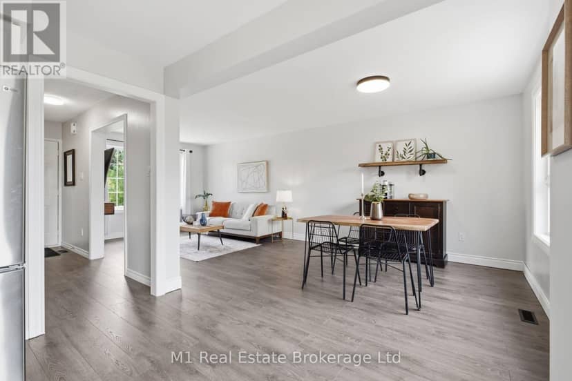 308 Daniel Crescent — photo 14 of 40
