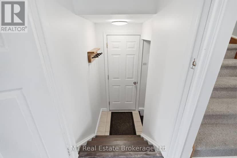 308 Daniel Crescent — photo 27 of 40