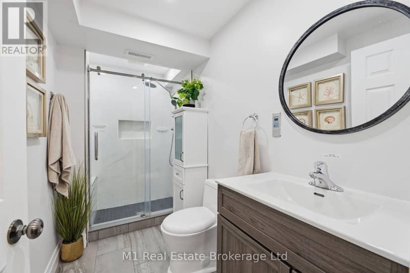 308 Daniel Crescent — photo 34 of 40