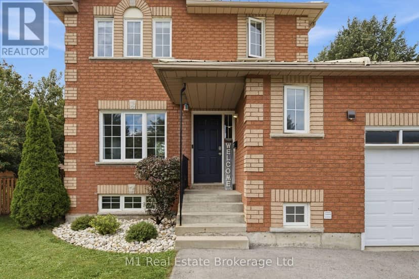 308 Daniel Crescent — photo 6 of 40