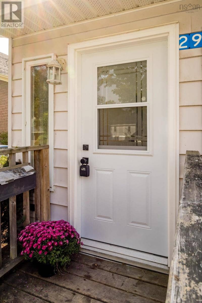 29 Klondyke Street, Kentville, photo 4