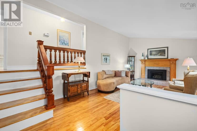 127 Evans Avenue — photo 2 of 39