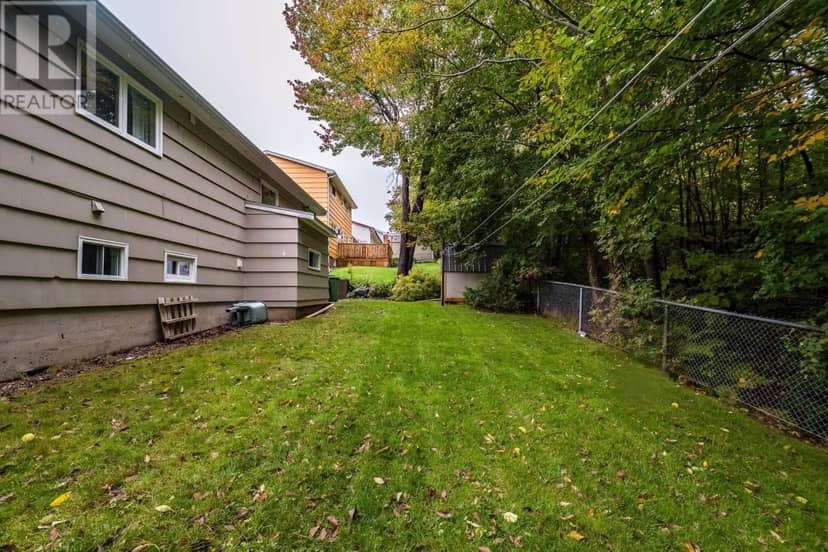 127 Evans Avenue — photo 36 of 39