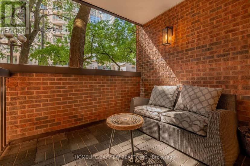 108 - 15 McMurrich Street — photo 22 of 40