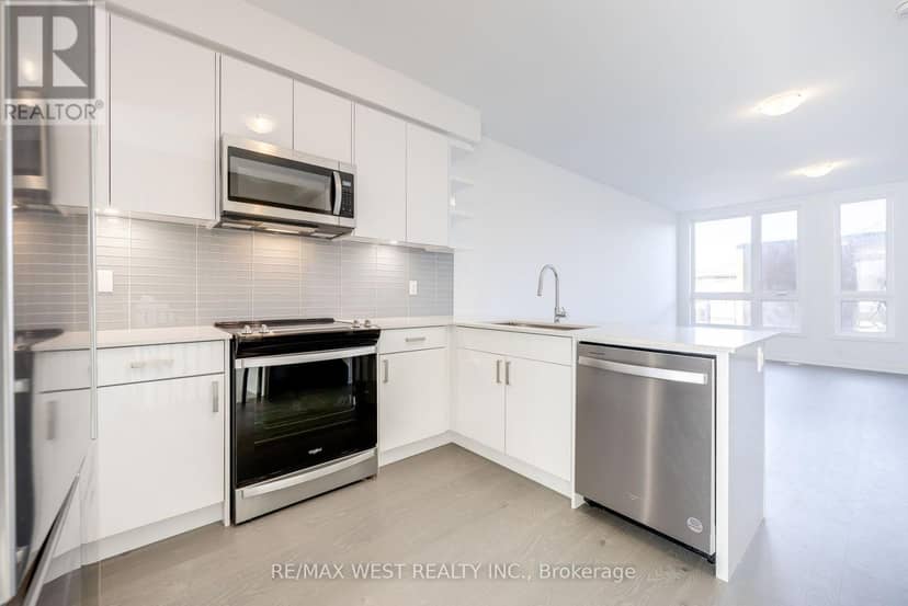 122 Green Gardens Boulevard — photo 4 of 33