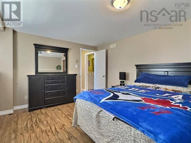 17 Menlow Court — photo 18 of 20