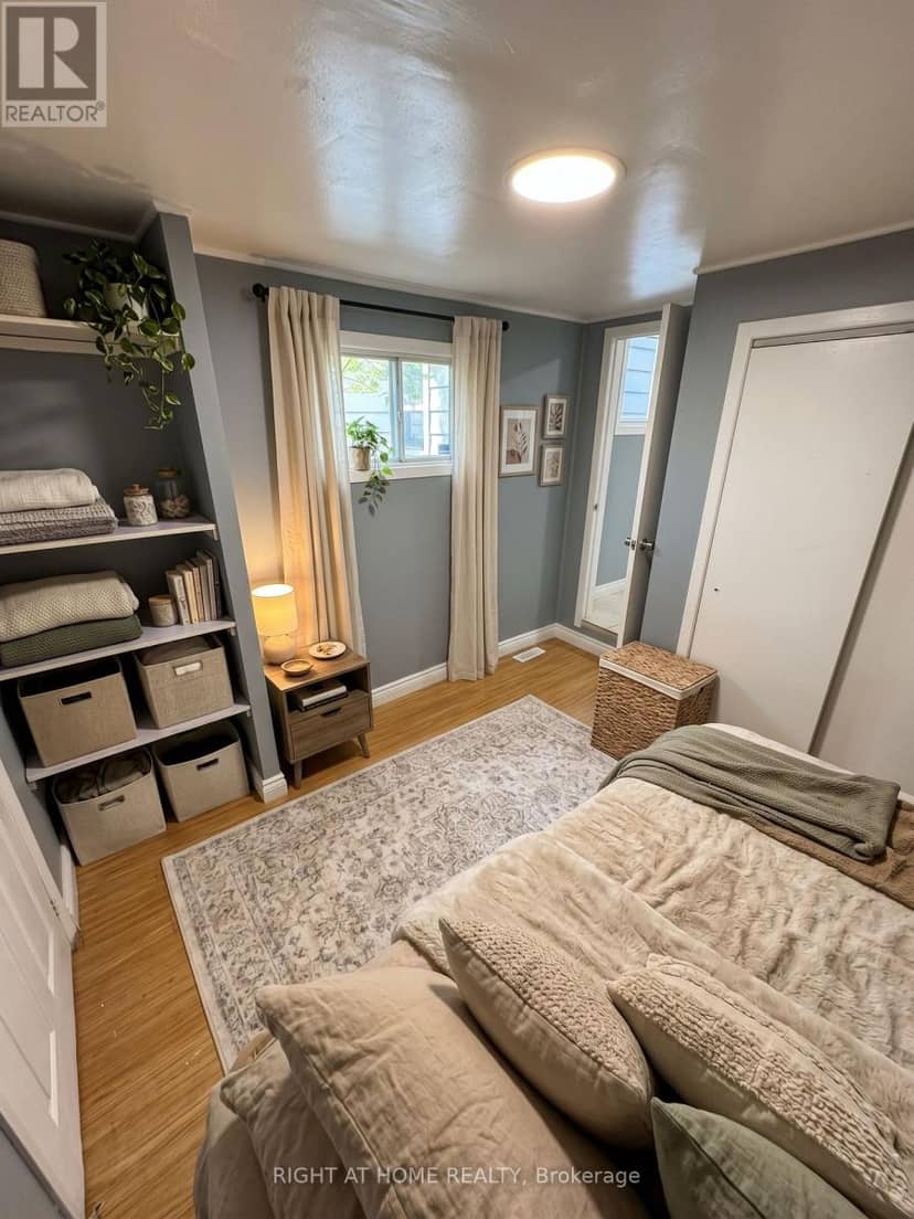 683 Mortimer Avenue — photo 16 of 23