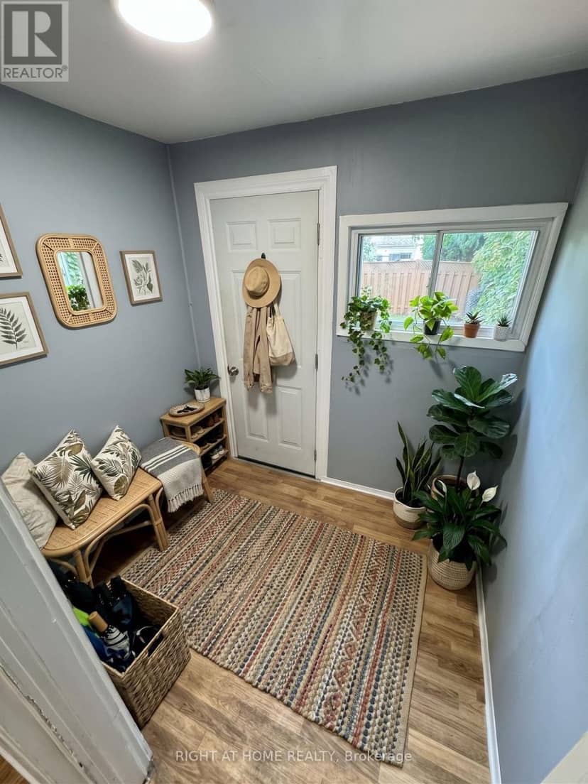 683 Mortimer Avenue — photo 18 of 23