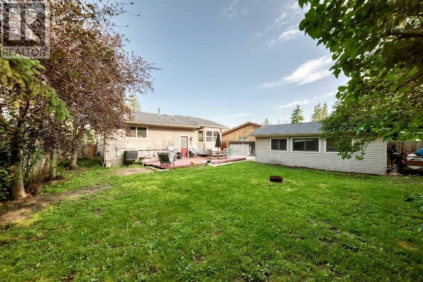 69 Gregson Crescent — photo 36 of 40