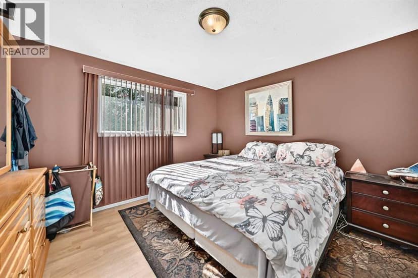 69 Gregson Crescent — photo 15 of 40
