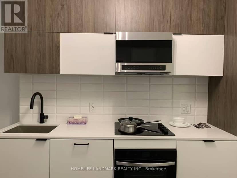 209 - 8888 Yonge Street — photo 26 of 27