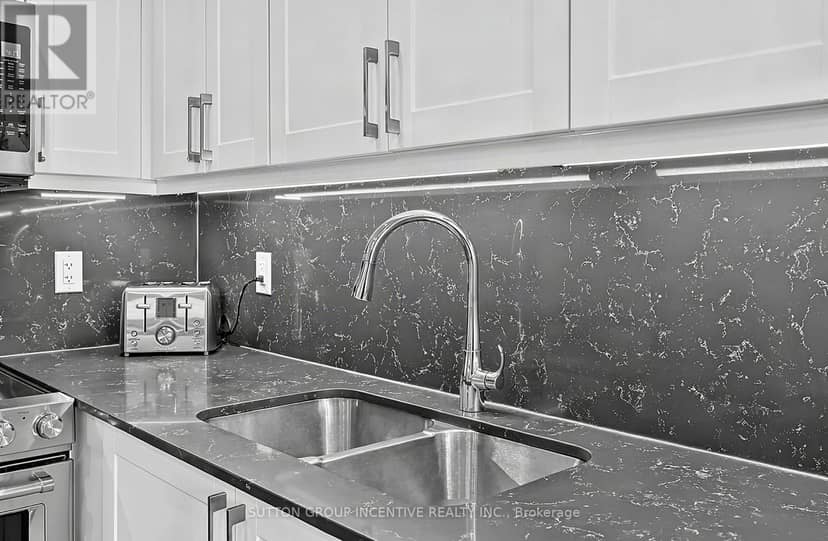 1101 - 58 Lakeside Terrace — photo 18 of 40