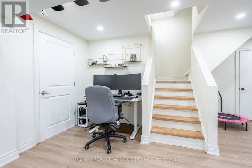 2064 Trillium Court — photo 35 of 40