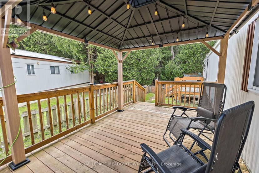4 Laurel Lane — photo 21 of 33