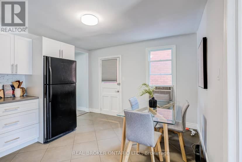 127 Barnesdale Avenue N — photo 12 of 40