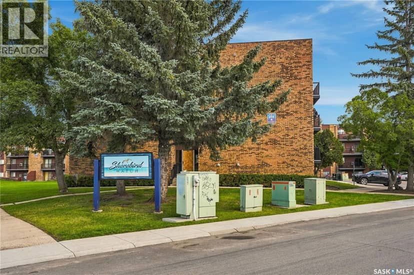 305 802A Kingsmere Boulevard, Saskatoon, photo 2