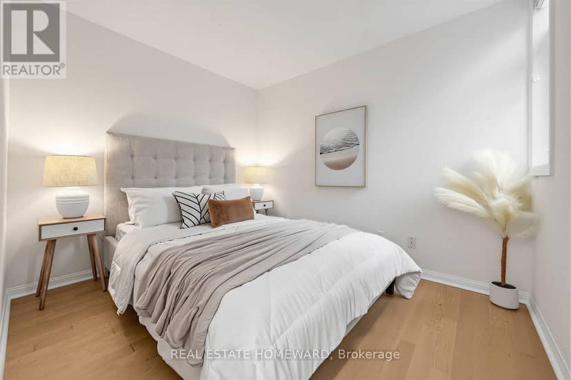 2306 - 23 Sudbury Street — photo 18 of 31