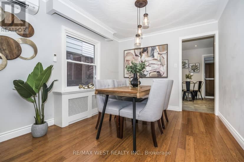 316 Monarch Park Avenue — photo 10 of 28