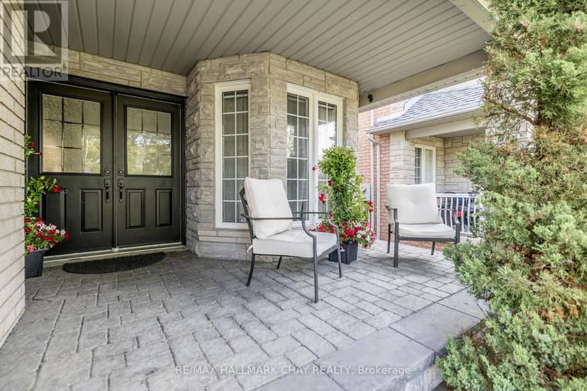 160 Golden Gate Circle, Vaughan, photo 3