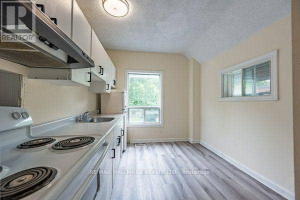 307 Grey Street — photo 17 of 27
