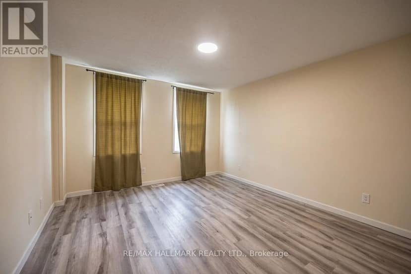 307 Grey Street — photo 9 of 27