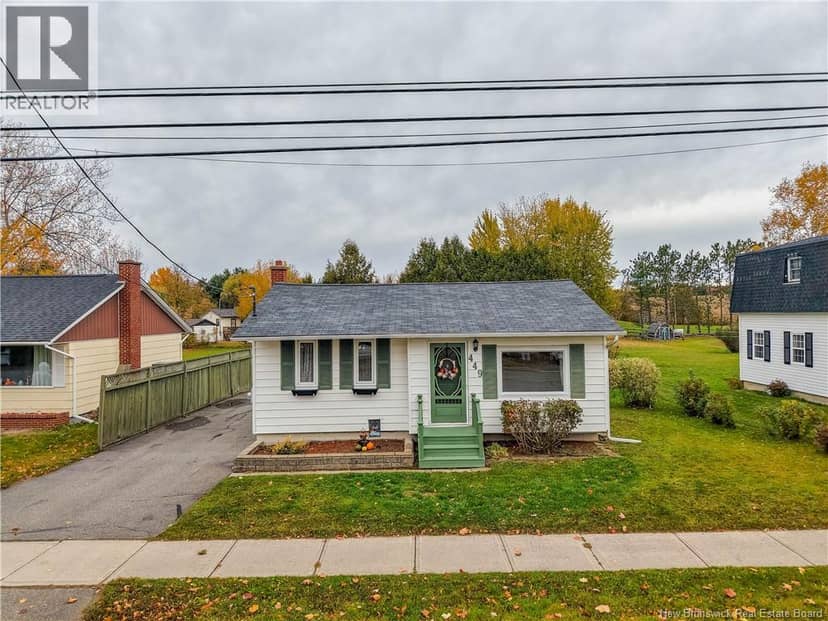 449 Canada Street — photo 2 of 40