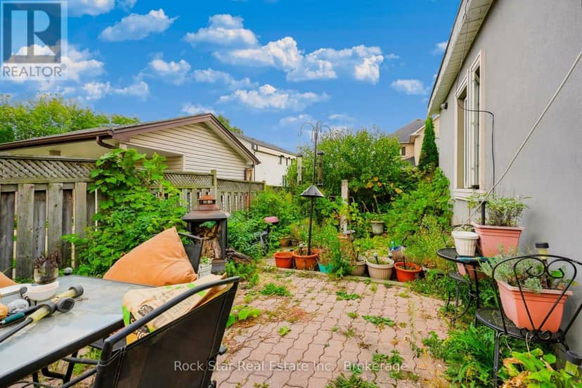 1162 Northmount Avenue — photo 33 of 34