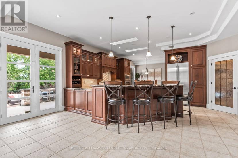 16 Seifert Court — photo 12 of 40