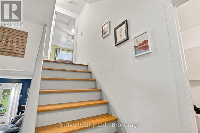 76 Waverley Road — photo 28 of 40