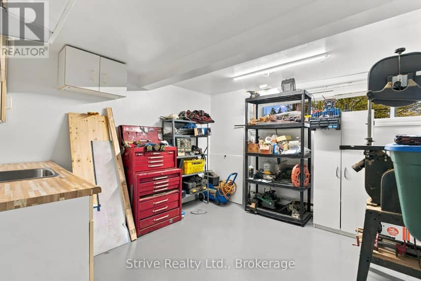 76 Waverley Road — photo 34 of 40
