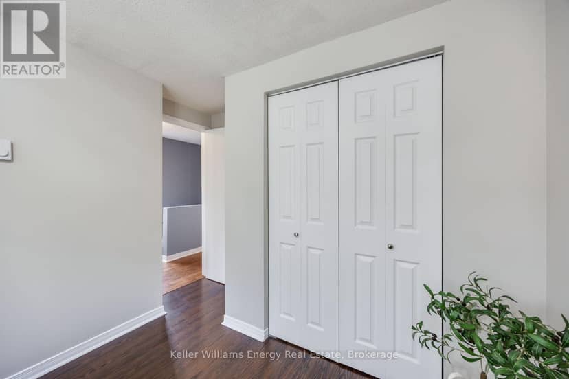 15791 Old Simcoe Road — photo 14 of 28