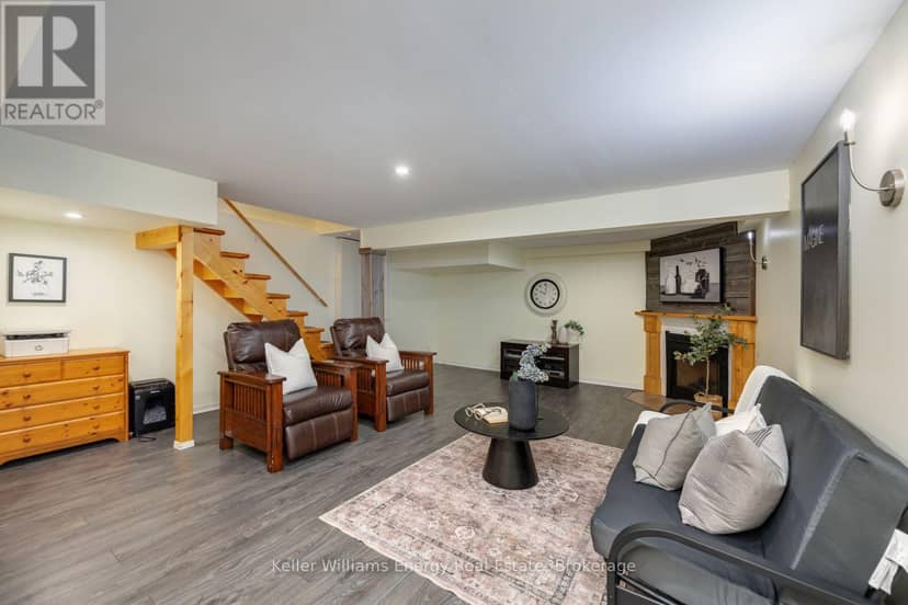 15791 Old Simcoe Road — photo 18 of 28