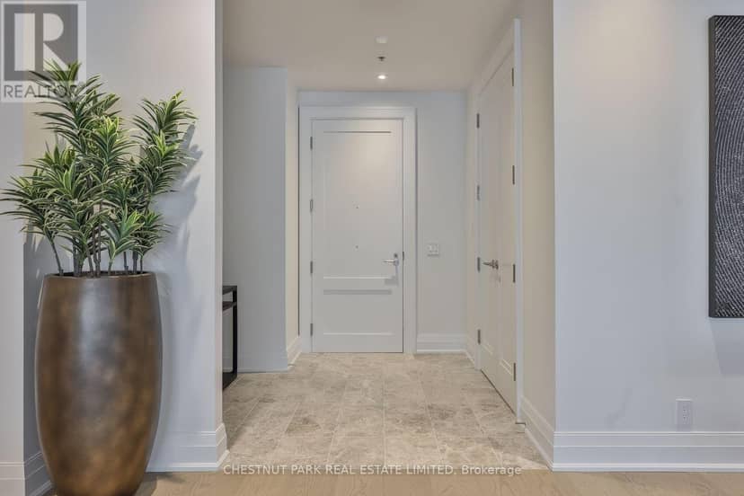 301 - 10 Prince Arthur Avenue, Toronto, photo 4