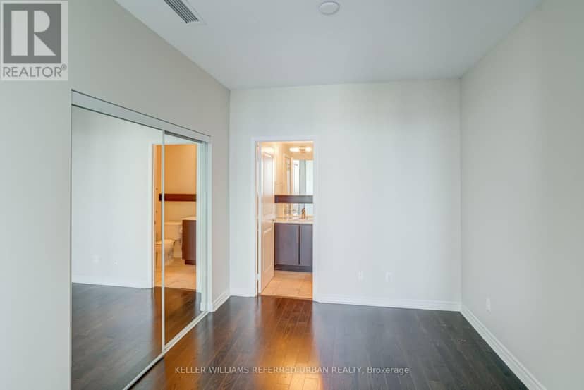 1518 - 2885 Bayview Avenue — photo 18 of 37