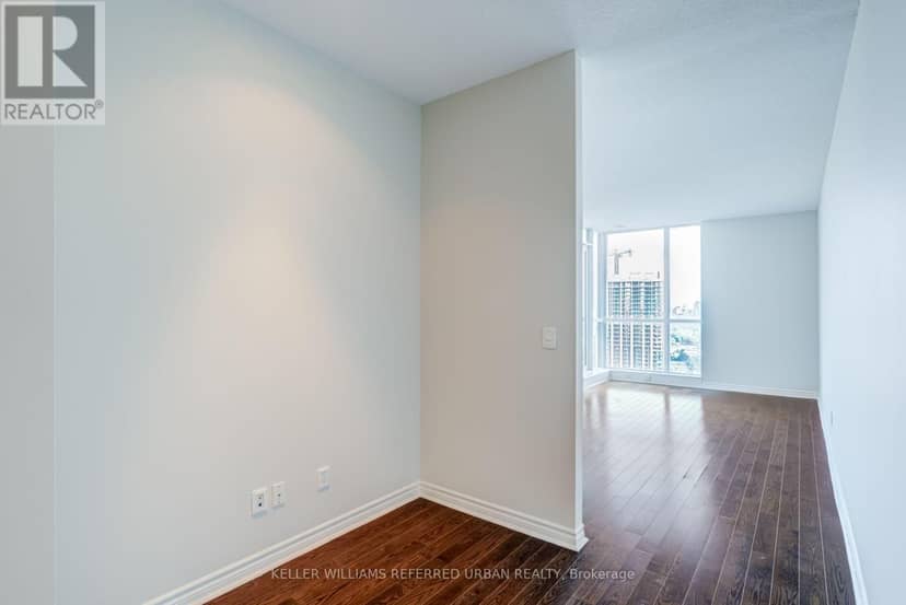 1518 - 2885 Bayview Avenue — photo 7 of 37