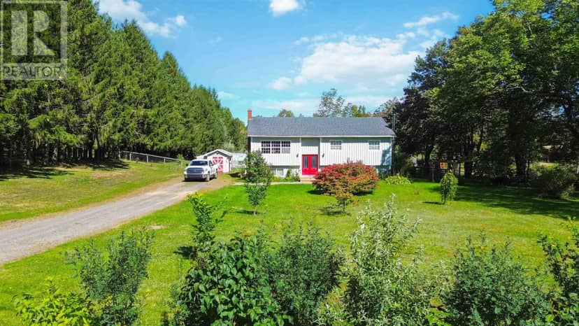 1106 Tetzlaff Road, Canaan
