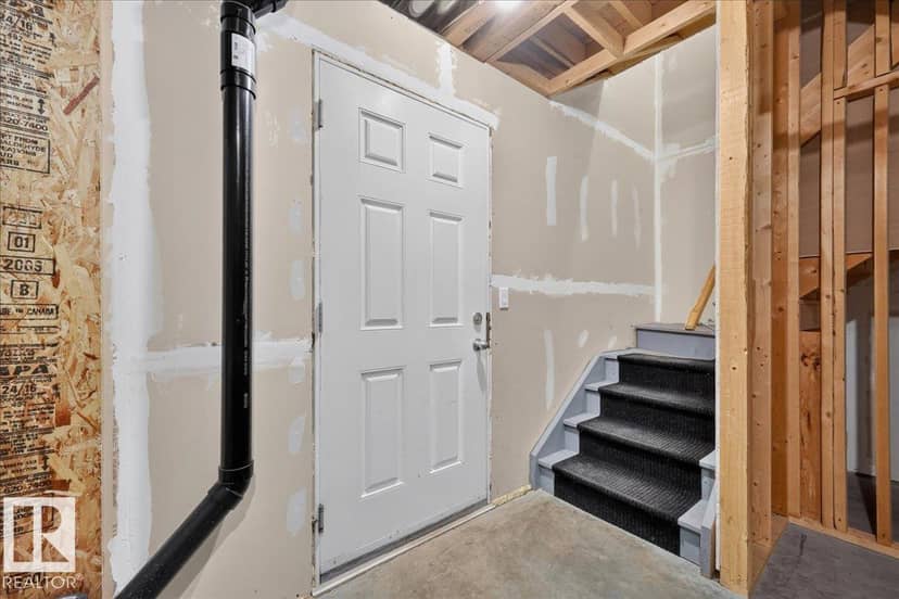 #61 1804 70 ST SW — photo 32 of 40