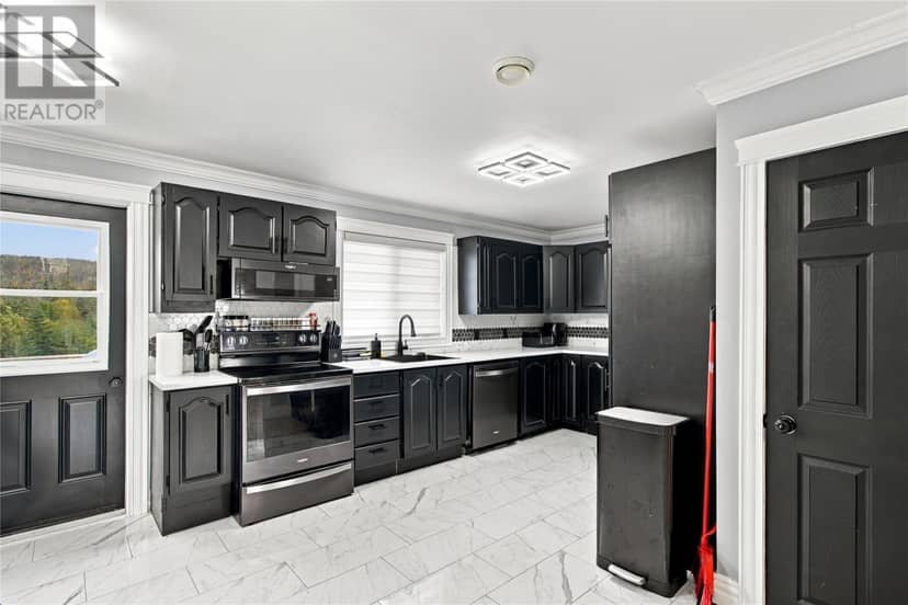 1388 Blackhead Road, St. John's, photo 7