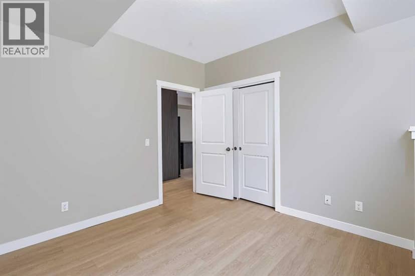 210, 300 Marina Drive — photo 15 of 27