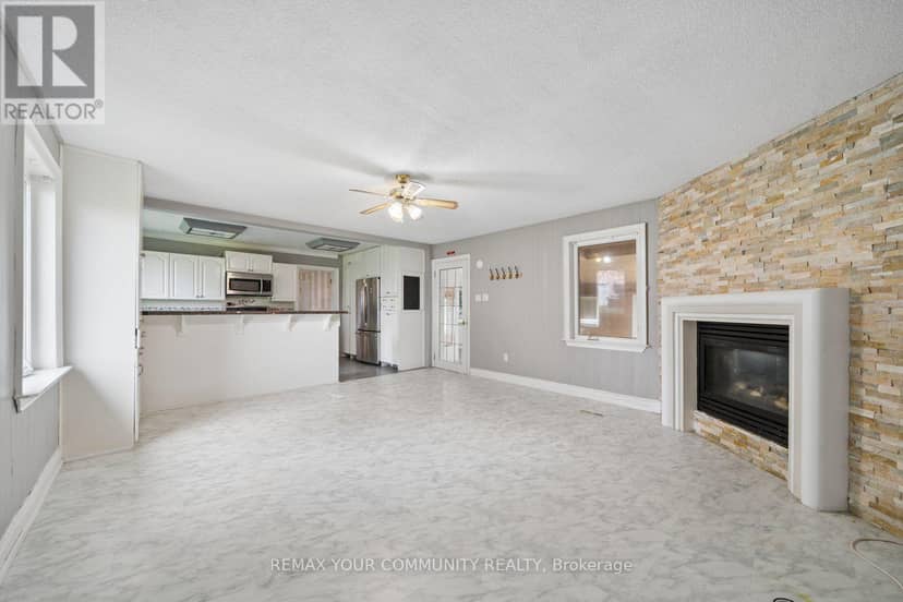 5440 Yonge Street — photo 10 of 40
