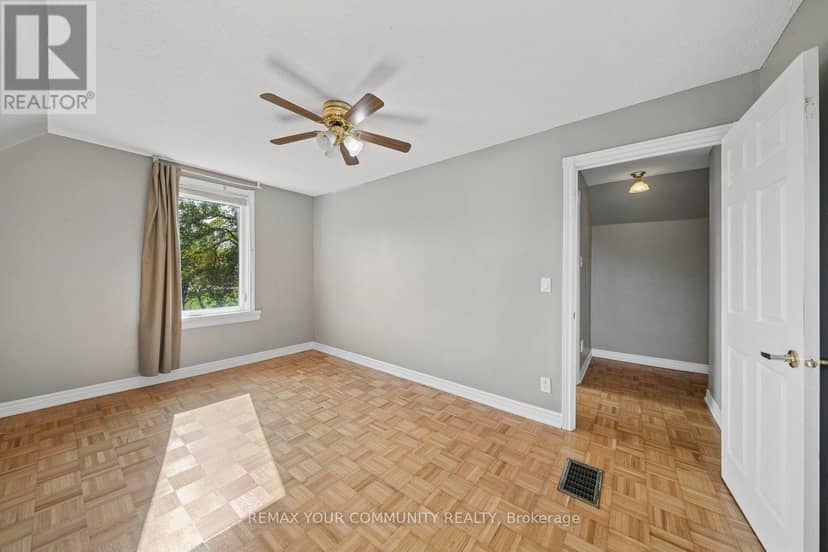 5440 Yonge Street — photo 29 of 40