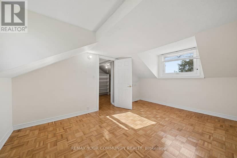 5440 Yonge Street — photo 32 of 40