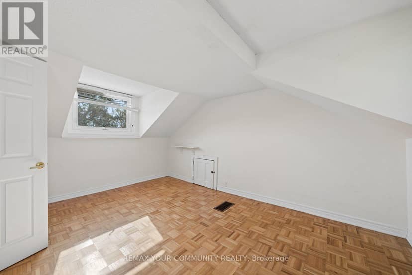 5440 Yonge Street — photo 33 of 40