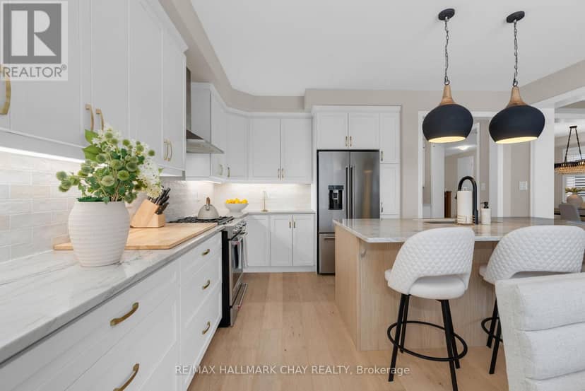 721 Mika Street, Innisfil, photo 8