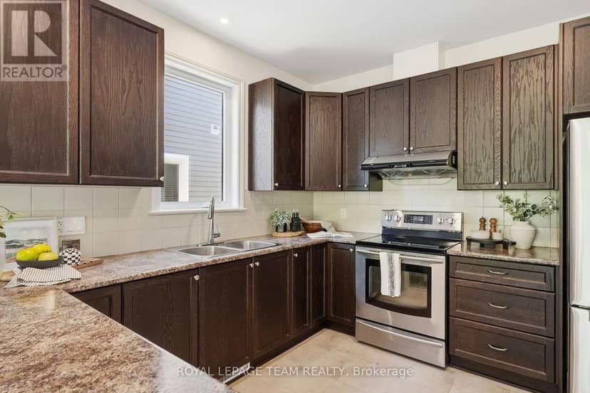 708 Eagle Crest Heights — photo 10 of 39
